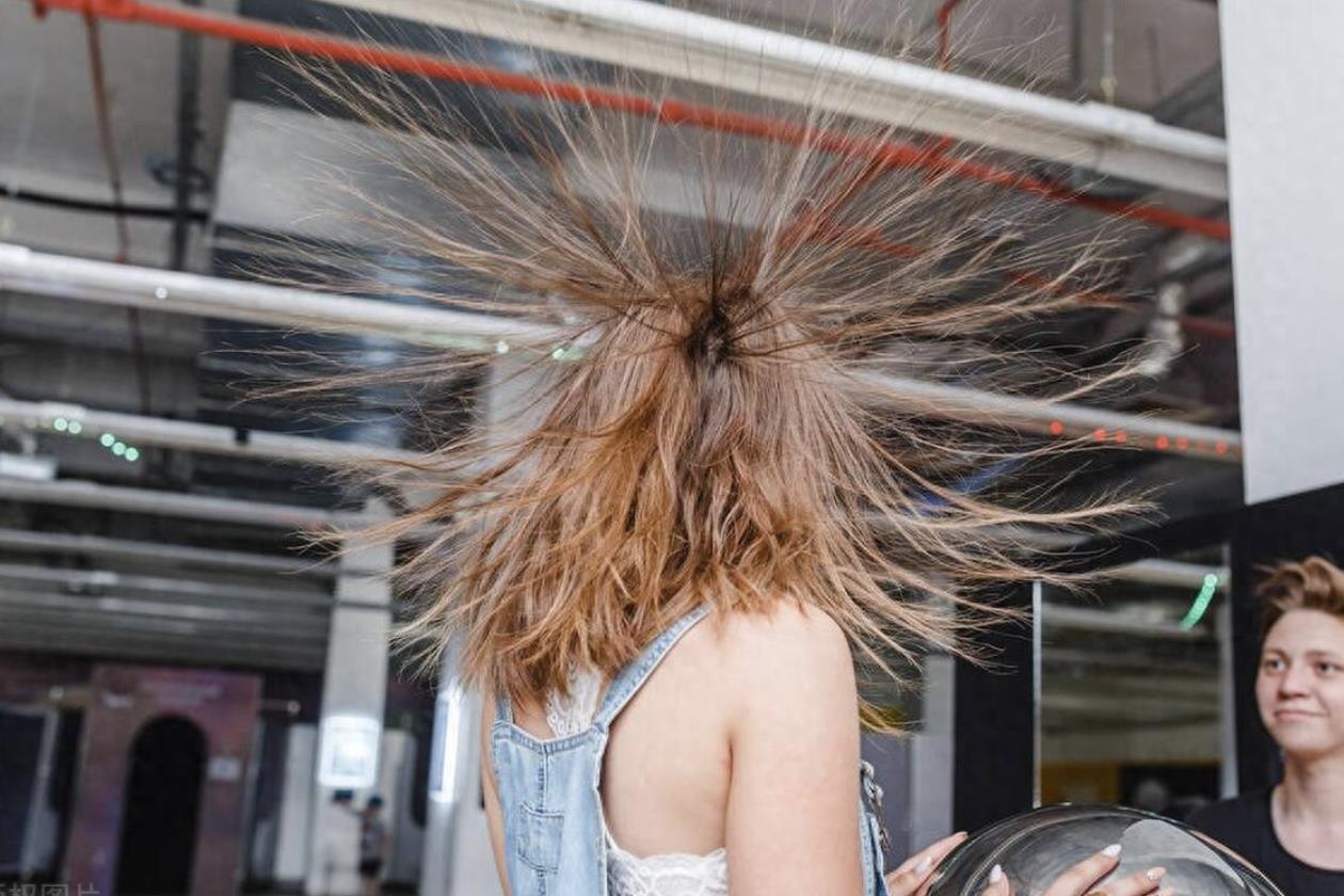 消除静电的最简单方法