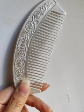 银梳子梳头有什么好处