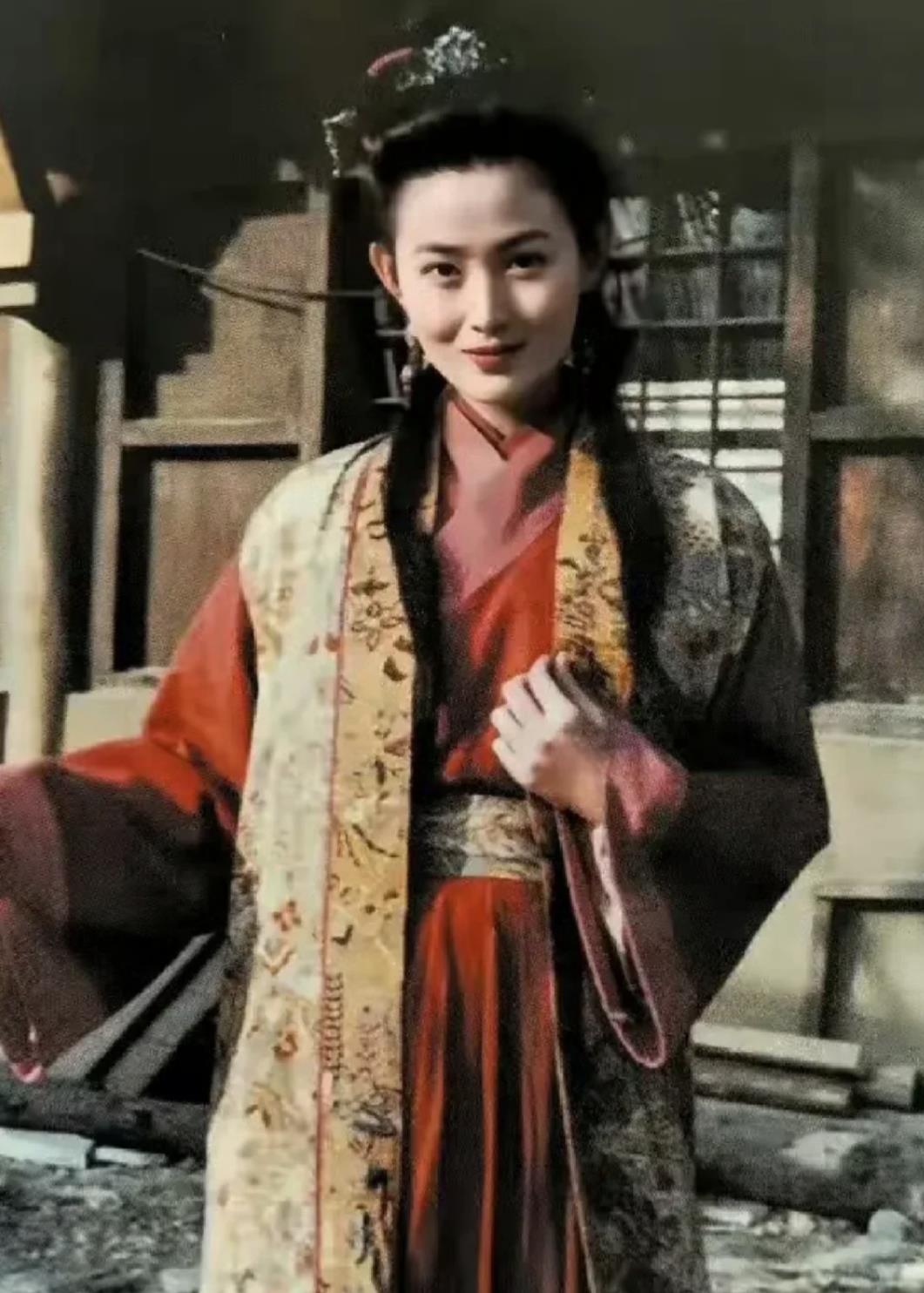 王思懿年轻时的盛世容颜