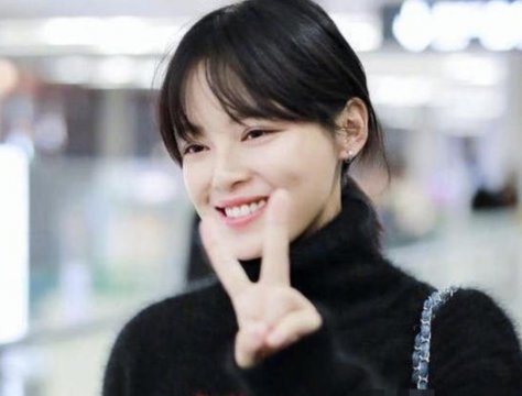 卸妆后的辛芷蕾长相