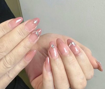 适合中年妈妈的美甲