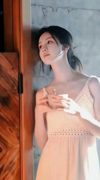 100张女孩站立惊艳的照片