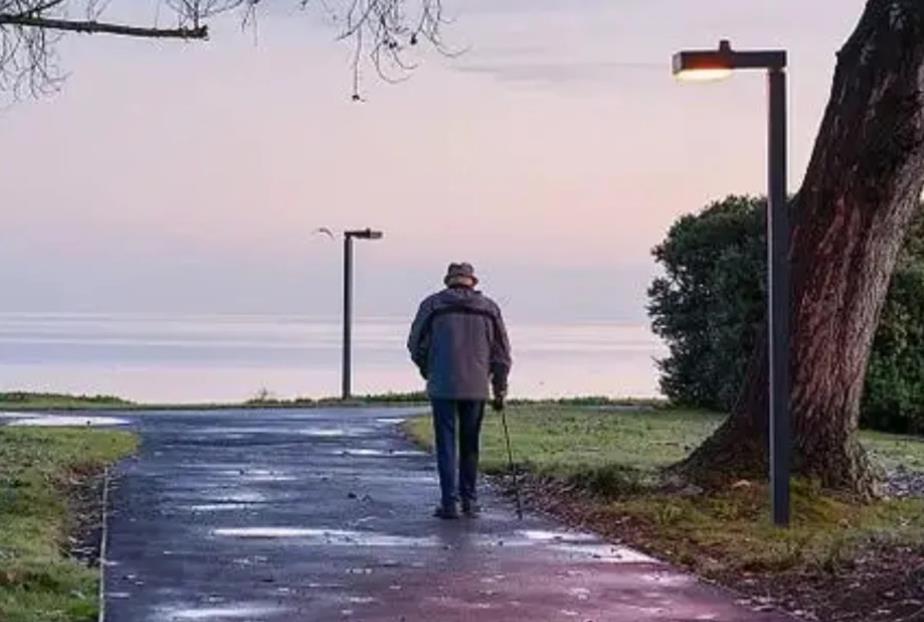 老年人总是感觉累是怎么回事