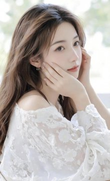 女人照片禁欲系高级感