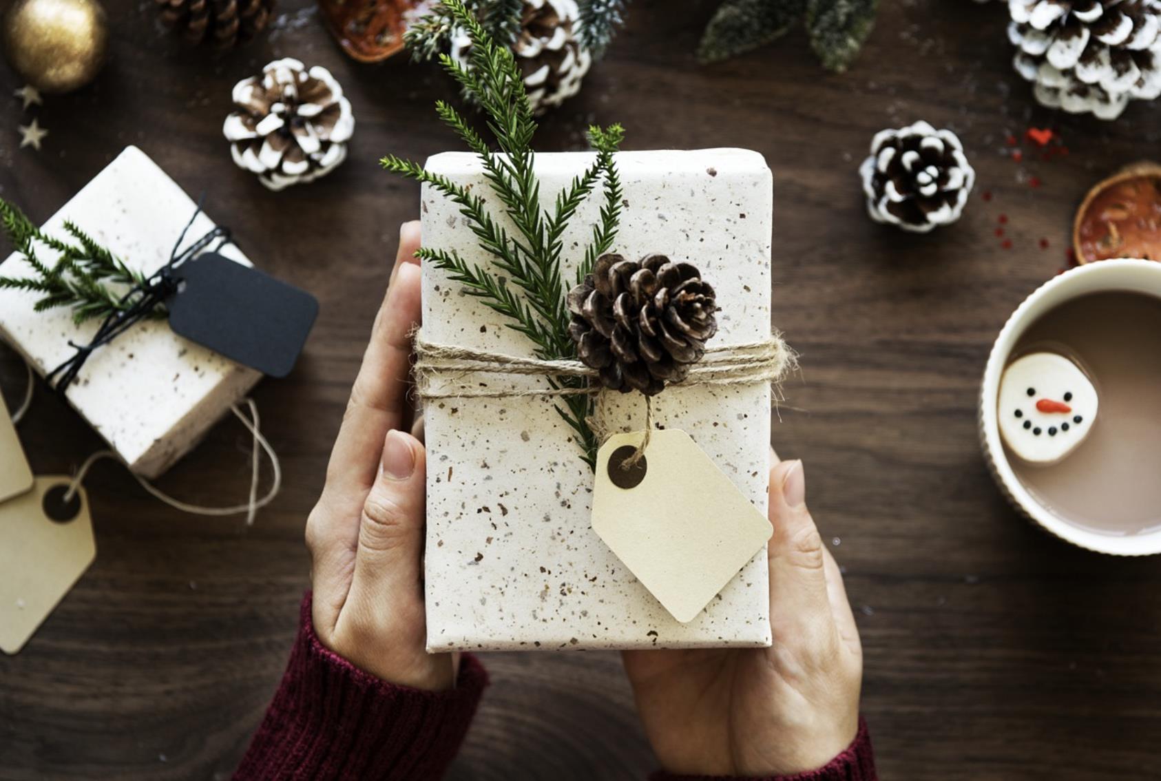 跟干妈第一次见面送什么好