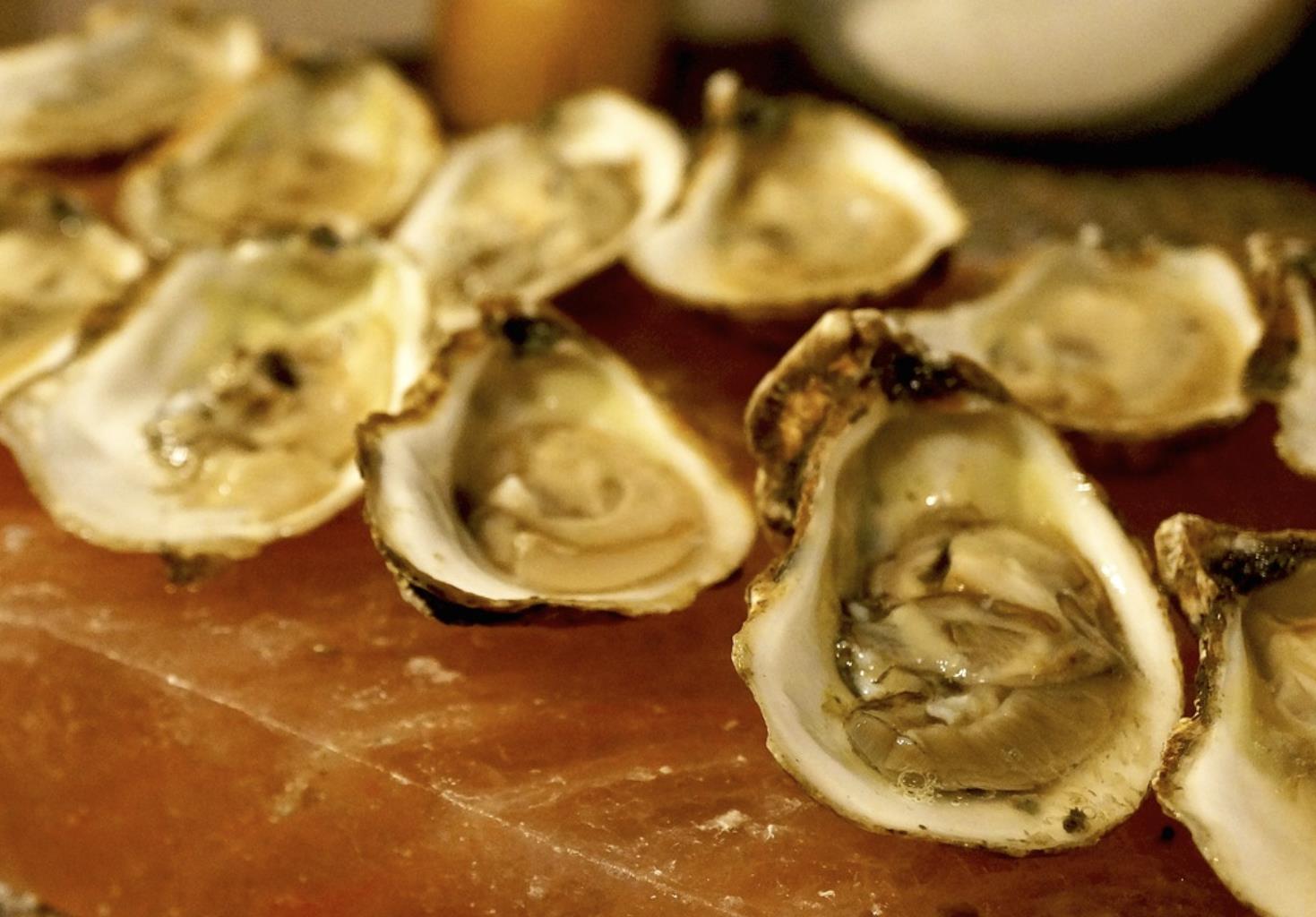 生蚝一次性最多只能吃几个,吃生蚝的核心禁忌