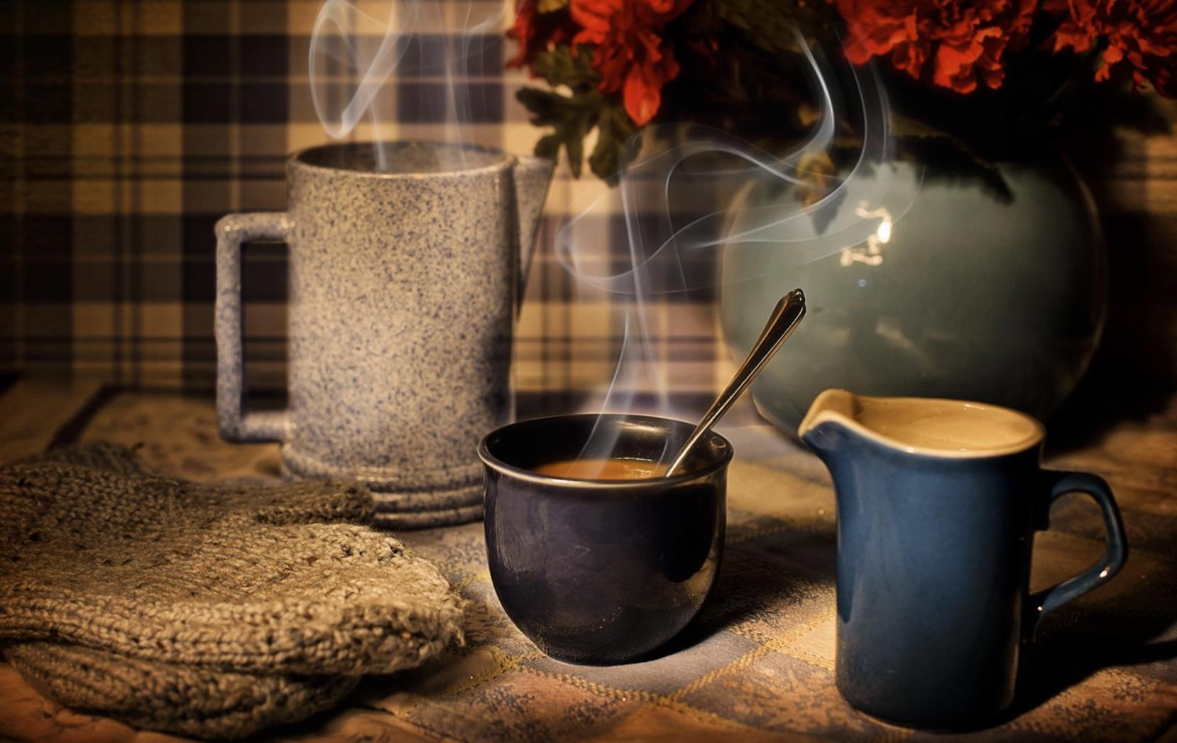 23岁女生第一次见面送什么好