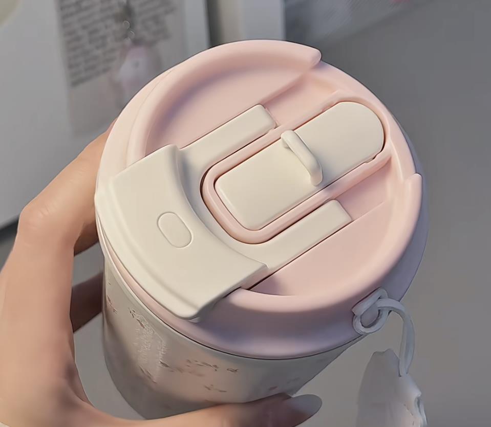 网聊女生第一次见面送什么好