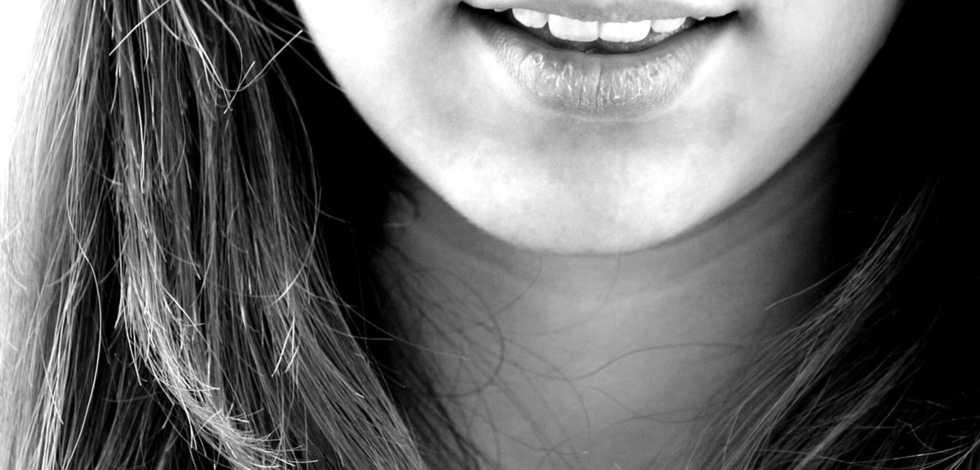 下巴核桃纹是什么原因,下巴核桃纹代表什么