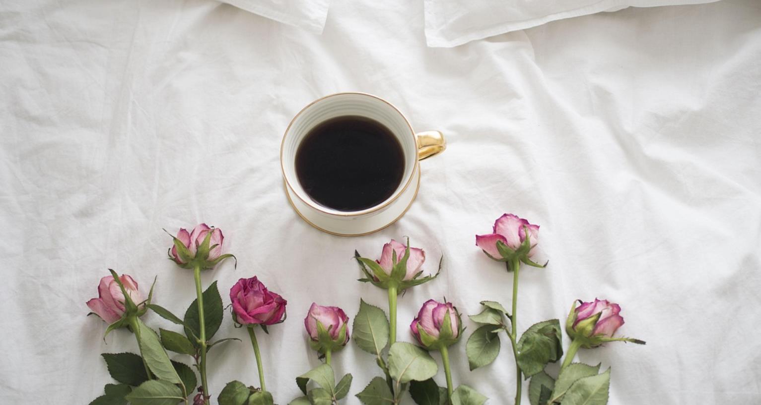 老年人同床睡觉好还是分床睡觉好